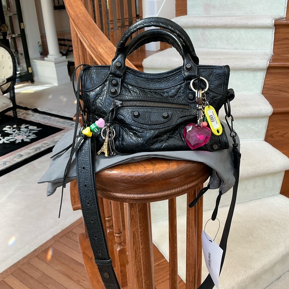 STUNNING 100% AUTHENTIC BALENCIAGA MINI CITY BLACK BAG WITH ATTACHED CHARMS - Picture 9 of 16